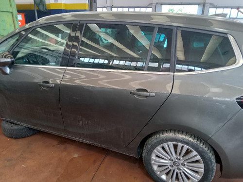OPEL ZAFIRA «C» (2017) LAMIERATI ESTERNI PORTA POST. SX. USATO Da 2016 in poi [[247701]]