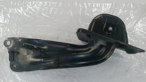 AUDI A3 «8VF» SPORTBACK (2016) ASSALE BRACCIO LONGITUDINALE POST. SX. USATO Da 2016 in poi [[247842]]