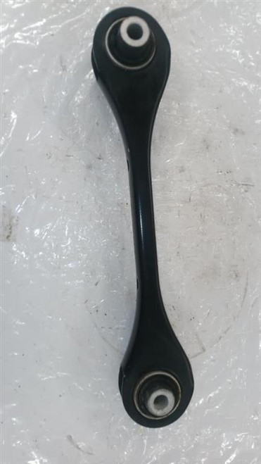 AUDI A3 «8VF» SPORTBACK (2016) ASSALE TIRANTE BRACCIO POSTERIORE POST. DX. USATO Da 2016 in poi [[247845]]