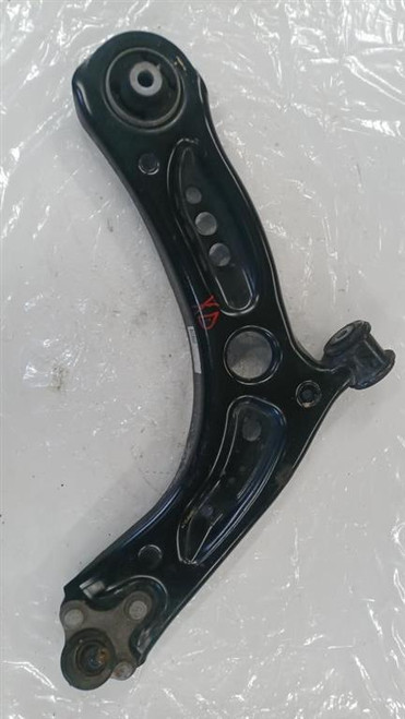AUDI A3 «8VF» SPORTBACK (2016) ASSALE BRACCIO OSCILLANTE ANT. DX. USATO Da 2016 in poi [[247857]]