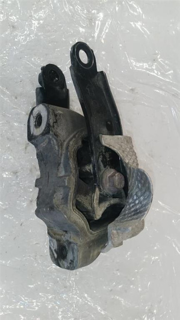 LAND ROVER RANGE ROVER EVOQUE «I» (2015) MOTORE SUPPORTO GOMMA MOTORE SX. USATO Da 2015 in poi [[248228]]