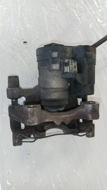 VOLKSWAGEN GOLF «VII» (2017) IMPIANTO FRENANTE PINZA FRENO POST. DX. USATO Da 2016 in poi [[248299]]