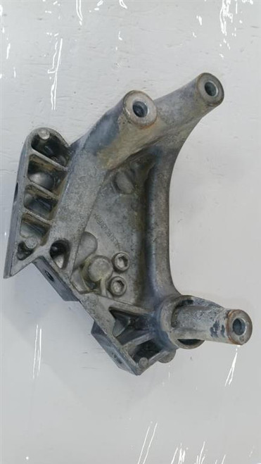 AUDI Q2 «GAB» (2016) MOTORE SUPPORTO MOTORE DX. USATO Da 2016 in poi [[248341]]