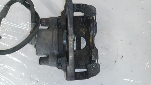 TOYOTA YARIS «IV» (2014) IMPIANTO FRENANTE PINZA FRENO ANT. DX. USATO Da 2014 A 2017 [[248767]]