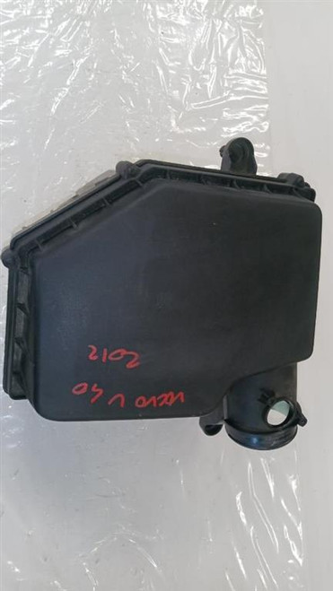 VOLVO V40 «II» (2012) SCARICO E INIEZIONE FILTRO ARIA COMPLETO USATO Da 2015 A 2018 [[248992]]