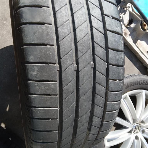 VOLKSWAGEN TIGUAN «I» (2011) ASSALE PNEUMATICO USATO [[249670]]