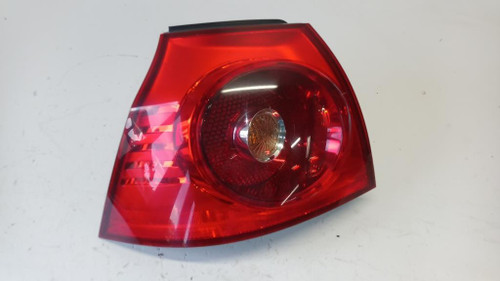 VOLKSWAGEN GOLF «V» (2004) FANALERIA FANALE EST. POST. SX. USATO Da 2003 A 2008 [[250332]]