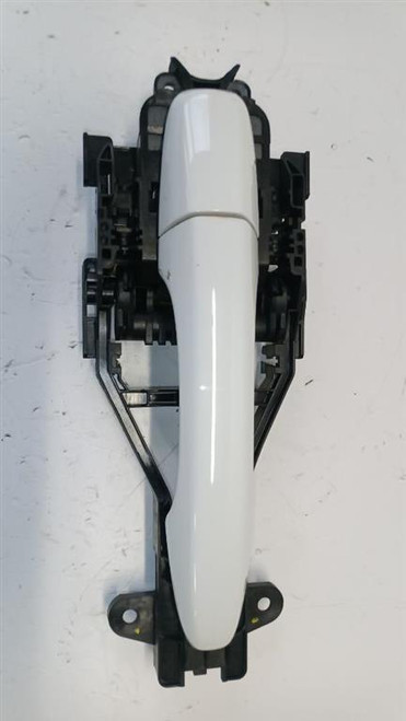 VOLVO V40 «II» (2012) LAMIERATI ESTERNI MANIGLIA PORTA EST. ANT. SX. USATO Da 2015 A 2018 [[250689]]