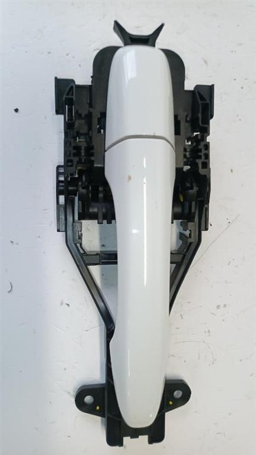 VOLVO V40 «II» (2012) LAMIERATI ESTERNI MANIGLIA PORTA EST. POST. SX. USATO Da 2015 A 2018 [[250693]]