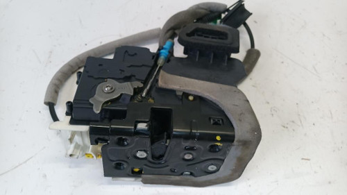 AUDI A6 «4A5/C8» AVANT (2018) LAMIERATI ESTERNI SERRATURA PORTA ANT. DX. USATO [[250840]]