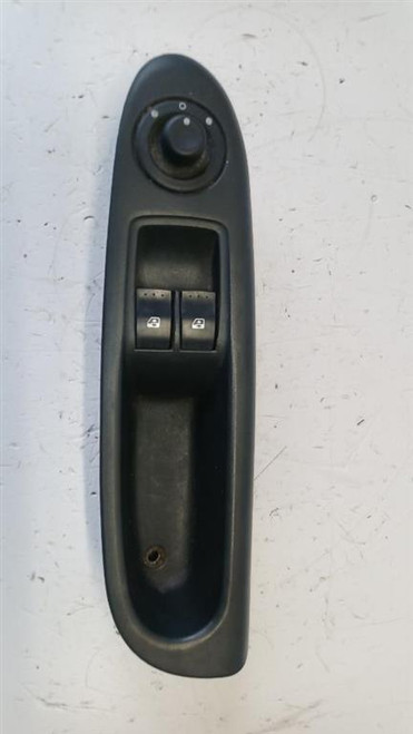 RENAULT CLIO «II» (1999) IMPIANTO ELETTRICO INTERRUTTORE ALZACRISTALLI ANT. SX. USATO Da 2001 A 2008 [[251145]]