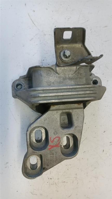 MERCEDES CLASSE A «W176» (2015) MOTORE SUPPORTO GOMMA MOTORE (LATO CAMBIO) USATO Da 2015 in poi [[251405]]