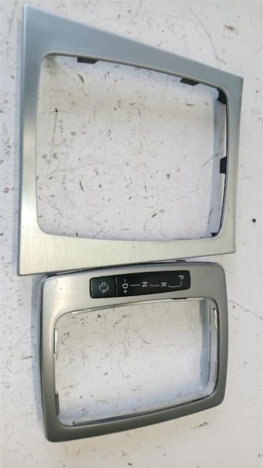 MERCEDES CLASSE C «S204» SW (2007) ALLESTIMENTI INTERNI MASCHERINA CONSOLE CENTRALE LEVA CAMBIO USATO Da 2008 A 2011 [[251763]]