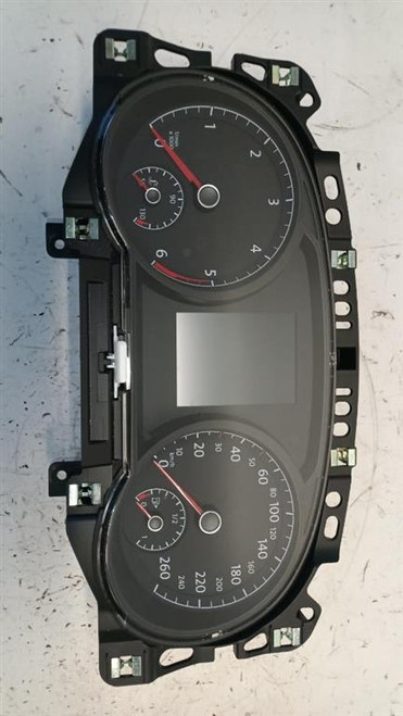 VOLKSWAGEN GOLF «VII» (2017) ALLESTIMENTI INTERNI QUADRO STRUMENTI USATO Da 2018 in poi [[252259]]