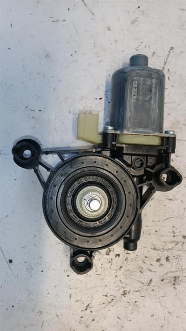 VOLKSWAGEN GOLF «VII» (2017) CRISTALLI MOTORINO ALZACRISTALLO PORTA ANT. DX. USATO Da 2018 in poi [[252279]]
