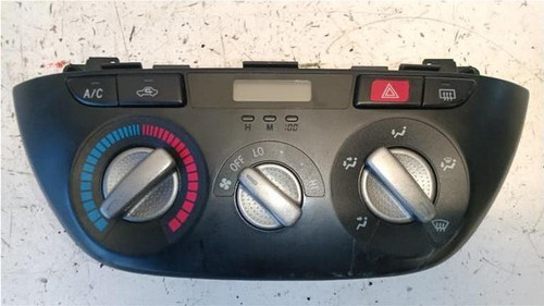 TOYOTA RAV 4 «II» (2000) ALLESTIMENTI INTERNI MODULO COMANDO RISCALDAMENTO / CLIMA USATO Da 2001 A 2005 [[252828]]
