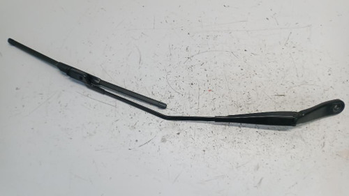 VOLVO V40 «II» (2012) CRISTALLI BRACCIO TERGICRISTALLO PARABREZZA DX. USATO Da 2015 A 2018 [[252923]]