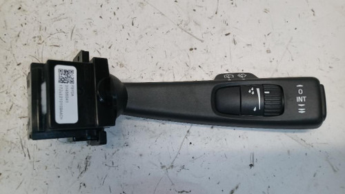 VOLVO V40 «II» (2012) STERZO DEVIOGUIDA TERGICRISTALLI DX. USATO Da 2015 A 2018 [[252932]]