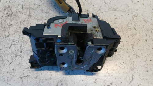 RENAULT CLIO «III» SW (2006) LAMIERATI ESTERNI SERRATURA PORTA ANT. DX. USATO Da 2007 in poi [[254340]]