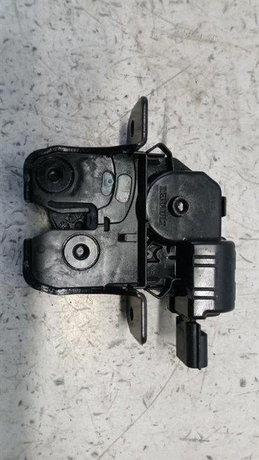 NISSAN MICRA «V» (2016) LAMIERATI ESTERNI SERRATURA PORTELLO POST. USATO Da 2021 in poi [[254783]]