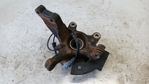 NISSAN MICRA «V» (2016) ASSALE FUSELLO RUOTA ANT. SX. USATO Da 2021 in poi [[255058]]