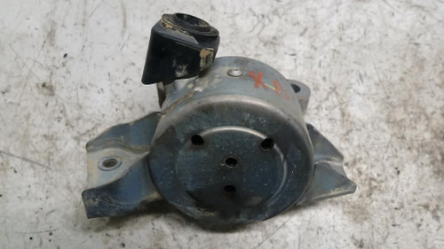 OPEL CORSA «E» (2014) MOTORE SUPPORTO GOMMA MOTORE DX. USATO Da 2014 in poi [[255399]]