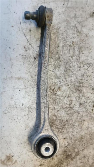 AUDI A4 «8W5» AVANT (2015) ASSALE BRACCIO OSCILLANTE (ANT.SUP.) ANT. SX. USATO Da 2015 A 2019 [[255441]]