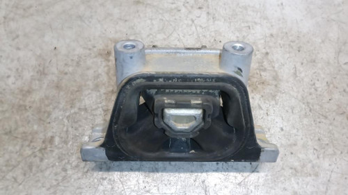 SUZUKI VITARA «II» (2018) MOTORE SUPPORTO GOMMA MOTORE SX. USATO Da 2018 in poi [[256147]]