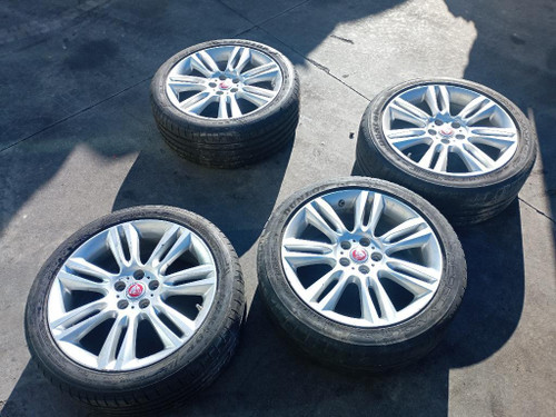 JAGUAR XE (2015) LAMIERATI ESTERNI CERCHIO RUOTA ANT. DX. USATO Da 2015 in poi [[256204]]