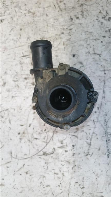 VOLKSWAGEN POLO «VI» (2014) TERMICO POMPA ACQUA SUPPLEMENTARE USATO Da 2014 in poi [[256597]]