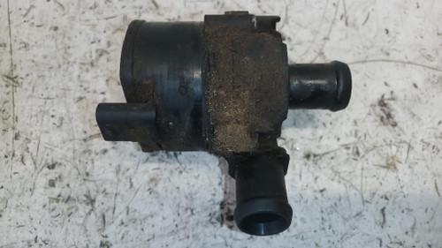 VOLKSWAGEN POLO «VI» (2014) TERMICO POMPA ACQUA SUPPLEMENTARE USATO Da 2014 in poi [[256598]]