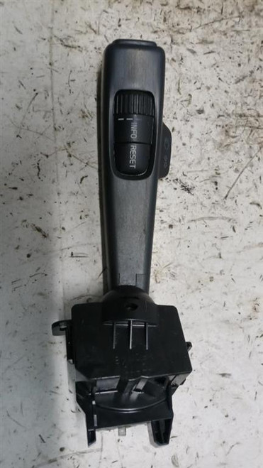 VOLVO V50 (2004) STERZO DEVIOGUIDA LUCI SX. USATO Da 2004 A 2010 [[256984]]