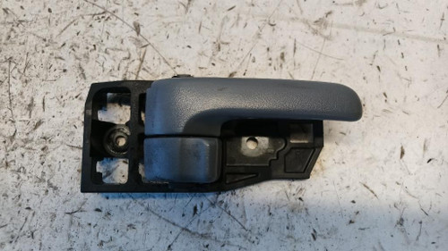TOYOTA RAV 4 «II» (2000) ALLESTIMENTI INTERNI MANIGLIA PORTA INT. ANT. DX. USATO Da 2001 A 2005 [[257226]]