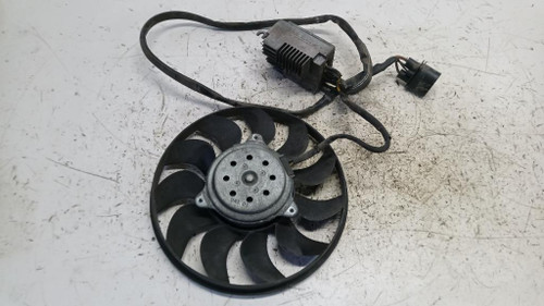AUDI A4 «8E5» AVANT (2001) TERMICO VENTOLA RAFFREDDAMENTO USATO Da 2001 A 2003 [[257336]]