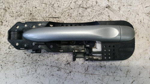 RENAULT MÉGANE «III» (2009) LAMIERATI ESTERNI MANIGLIA PORTA EST. POST. SX. USATO Da 2008 A 2012 [[257364]]