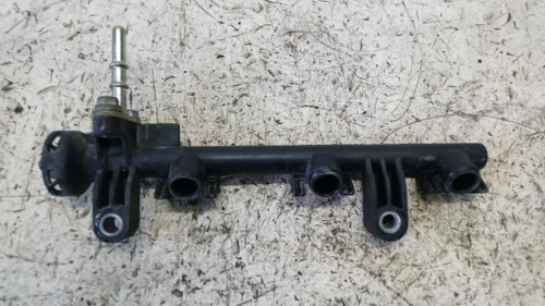 CITROEN C1 «I» (2006) SCARICO E INIEZIONE DISTRIBUTORE CARBURANTE (FLAUTO) USATO Da 2005 A 2012 [[257383]]