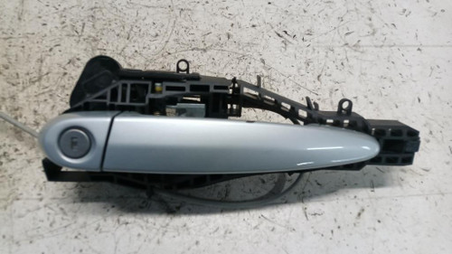 BMW SERIE 1 «F20» BERLINA (2012) LAMIERATI ESTERNI MANIGLIA PORTA EST. ANT. SX. USATO Da 2011 A 2015 [[257784]]