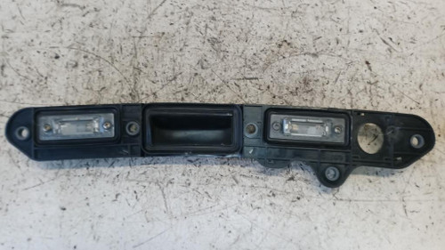 VOLKSWAGEN GOLF PLUS «I» (2004) LAMIERATI ESTERNI MANIGLIA PORTELLO EST. POST. USATO Da 2005 A 2008 [[258930]]