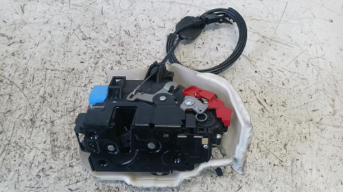 VOLKSWAGEN GOLF PLUS «I» (2004) LAMIERATI ESTERNI SERRATURA PORTA ANT. DX. USATO Da 2005 A 2008 [[258931]]