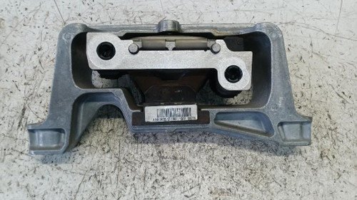 MERCEDES CLASSE GLA «X156» (2017) MOTORE SUPPORTO GOMMA MOTORE DX. USATO Da 2017 in poi [[259316]]