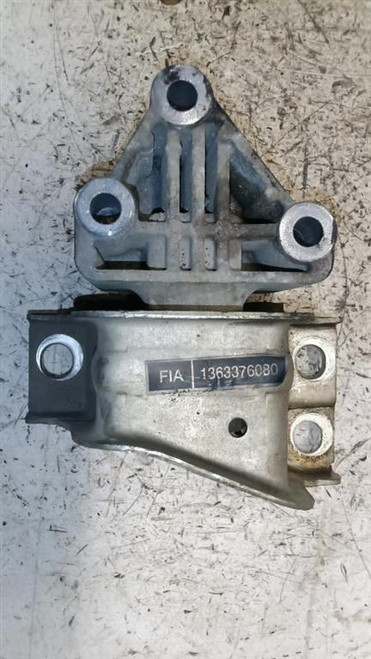 FIAT DUCATO «290» (2014) MOTORE SUPPORTO GOMMA MOTORE USATO Da 2014 in poi [[259681]]