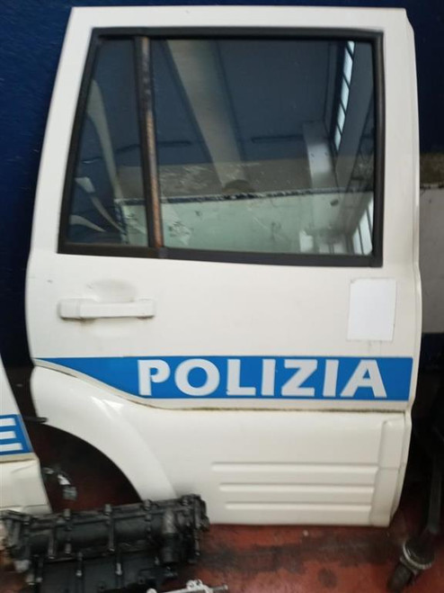 MAHINDRA GOA 2.5TD (2008) LAMIERATI ESTERNI PORTA POST. DX. USATO [[259883]]