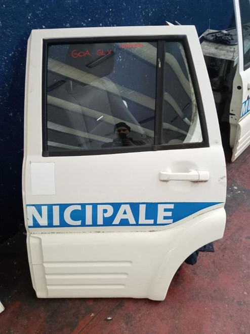 MAHINDRA GOA 2.5TD (2008) LAMIERATI ESTERNI PORTA POST. SX. USATO [[259884]]