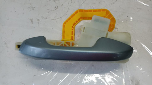 KIA XCEED (2019) LAMIERATI ESTERNI MANIGLIA PORTA EST. POST. SX. USATO Da 2019 in poi [[260737]]