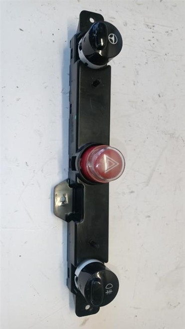 FIAT 500 «II» (2015) ALLESTIMENTI INTERNI PULSANTIERA MULTIFUNZIONE CENTRALE USATO Da 2015 in poi [[261082]]