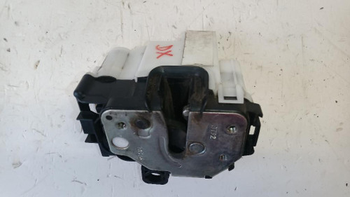 FIAT 500 «II» (2015) LAMIERATI ESTERNI SERRATURA PORTA ANT. DX. USATO Da 2015 in poi [[261095]]