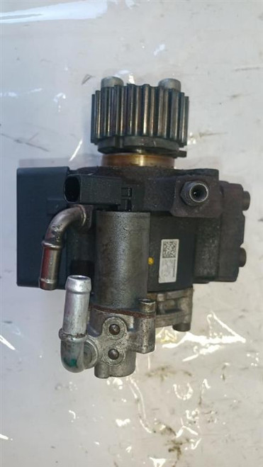 VOLKSWAGEN GOLF «VI» (2009) SCARICO E INIEZIONE POMPA INIEZIONE USATO Da 2008 A 2012 [[261178]]