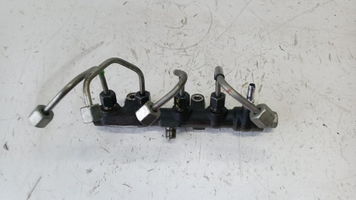 PEUGEOT 208 «II» (2019) SCARICO E INIEZIONE DISTRIBUTORE CARBURANTE (FLAUTO) USATO Da 2020 in poi [[261475]]