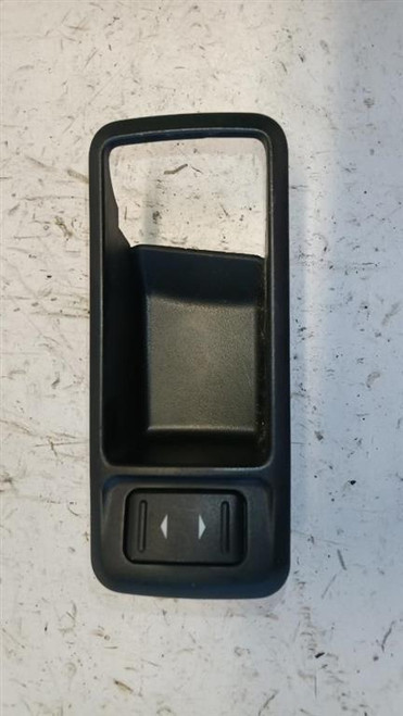 FORD FOCUS «II» (2005) IMPIANTO ELETTRICO INTERRUTTORE ALZACRISTALLI ANT. DX. USATO Da 2004 A 2007 [[261543]]