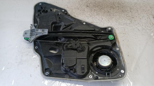 VOLKSWAGEN TIGUAN «I» (2011) LAMIERATI ESTERNI ALZACRISTALLO PORTA POST. SX. USATO Da 2011 A 2016 [[261778]]